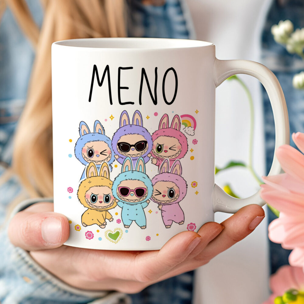 Hrnček s postavičkami Labubu a vlastným menom