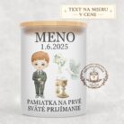 Sviečka na prvé sväté prijímanie – chlapec s ryšavými vlasmi a holubicou