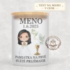 Sviečka na prvé sväté prijímanie – dievča s čiernymi vlasmi a holubicou