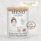 Sviečka na prvé sväté prijímanie – dievča s hnedými vlasmi, holubicou a kalichom