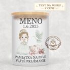 Sviečka na prvé sväté prijímanie – dievča so svetlohnedými vlasmi, holubicou a kalichom