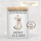 Sviečka na prvé sväté prijímanie – chlapec pri modlitbe